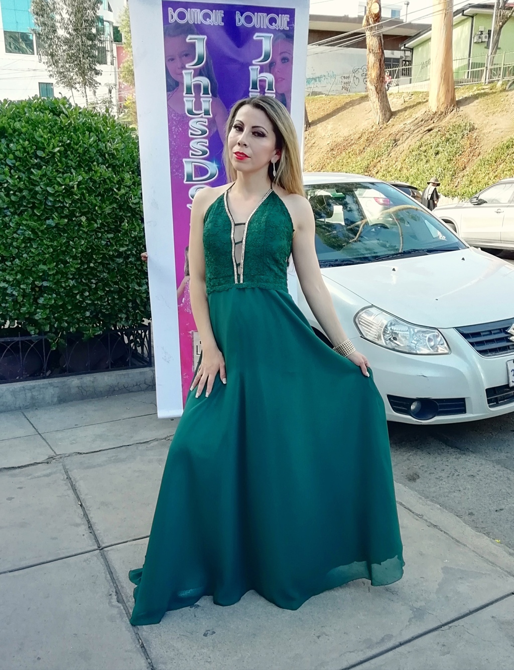Juliette Talla S – Gaza/Guipiur Escote Pecho – Vestido de Fiesta