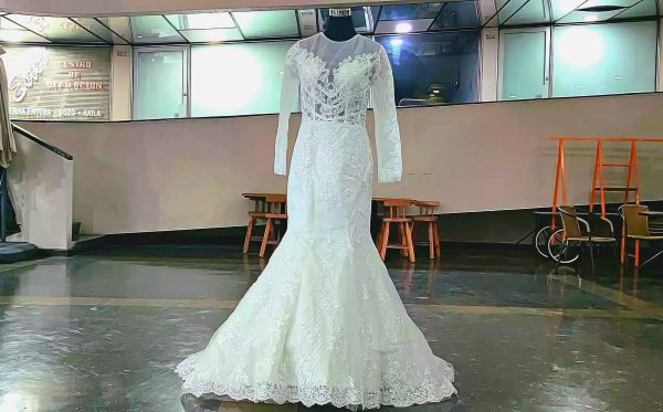 Vestido de Novia Corte Trompeta Encaje Rombo 3D Cuello Ilusión Manga Larga - Modelo  Arielle  Talla S/M