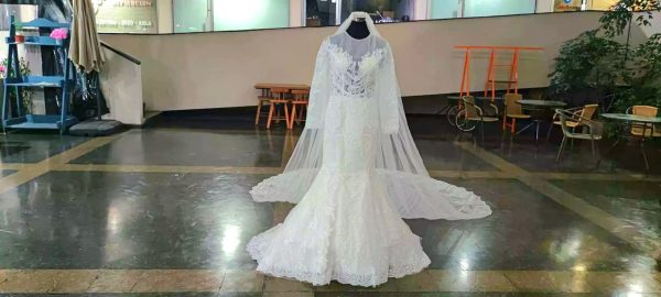 Vestido de Novia Corte Trompeta Encaje Rombo 3D Cuello Ilusión Manga Larga - Modelo  Arielle  Talla S/M - Imagen 6
