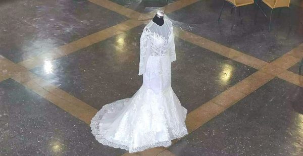 Vestido de Novia Corte Trompeta Encaje Rombo 3D Cuello Ilusión Manga Larga - Modelo  Arielle  Talla S/M - Imagen 7