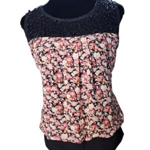 Blusa  floral mini y aplicaciones de perlas
